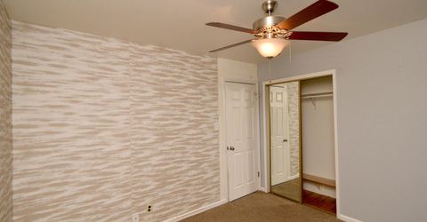 8700 Aquifer Way, Reno, NV 89506 Photo