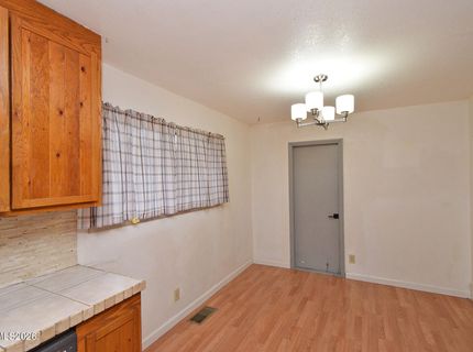 8700 Aquifer Way, Reno, NV 89506 Photo