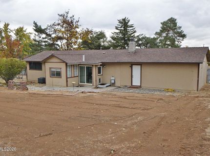 8700 Aquifer Way, Reno, NV 89506 Photo