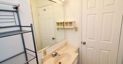 8700 Aquifer Way, Reno, NV 89506 Photo