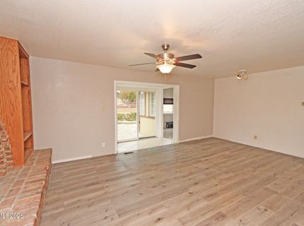 8700 Aquifer Way, Reno, NV 89506 Photo