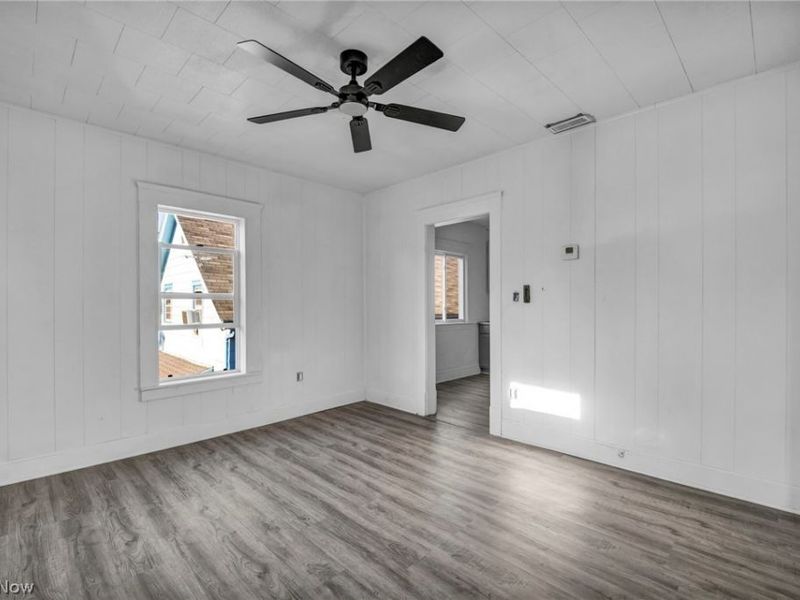 1068 E 68th Street, Cleveland, OH 44103 Photo 27