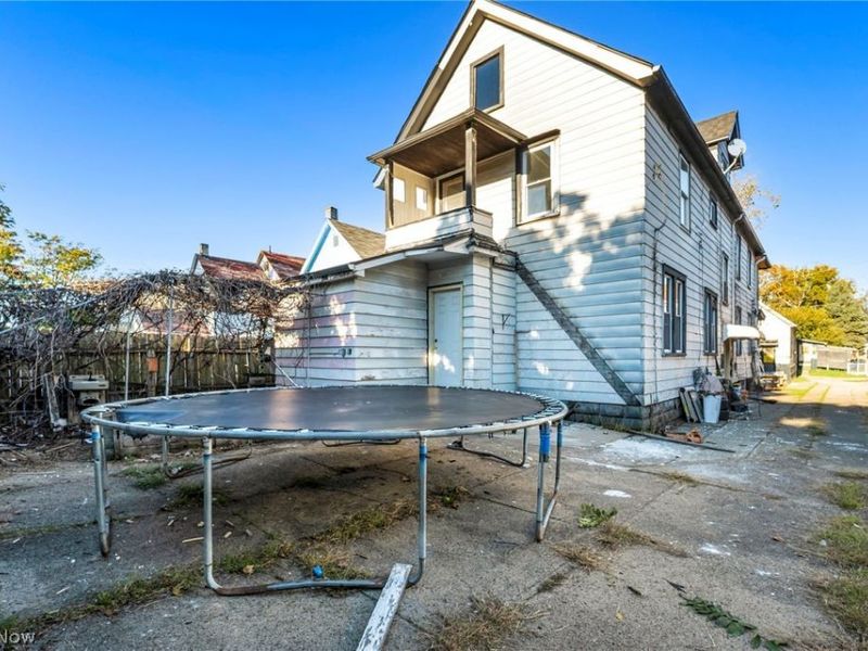 1068 E 68th Street, Cleveland, OH 44103 Photo 37