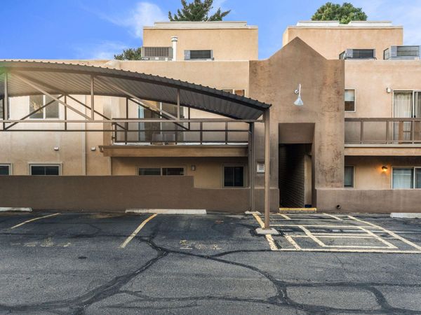 13266 Candelaria Road NE, Albuquerque, NM 87112