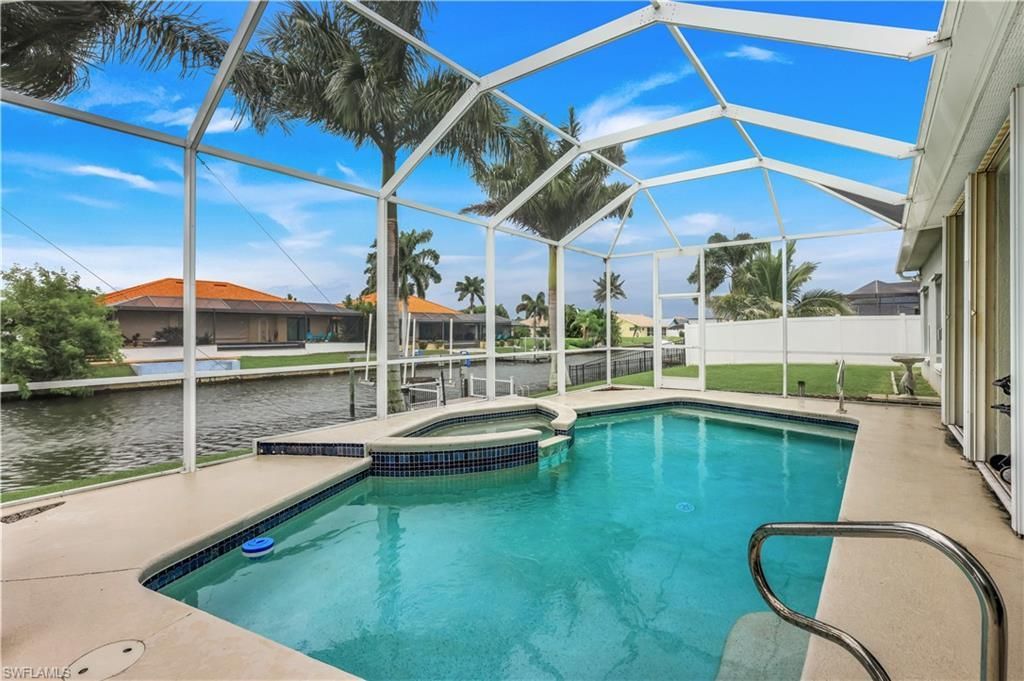 305 SE 31st St, Cape Coral, FL 33904 Photo