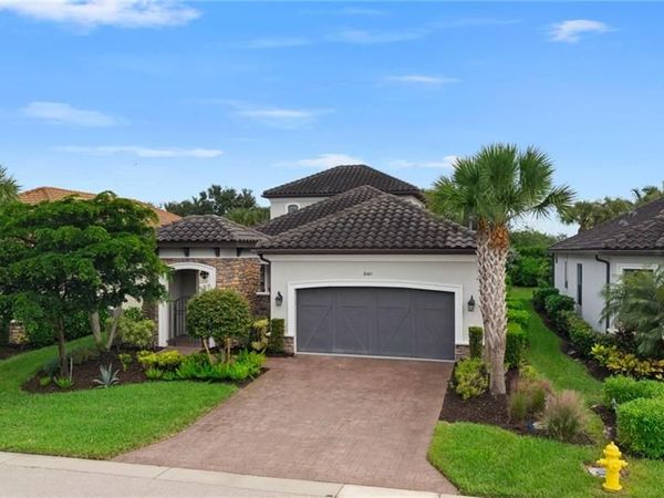 8461 Sevilla CT , NAPLES, FL 34114