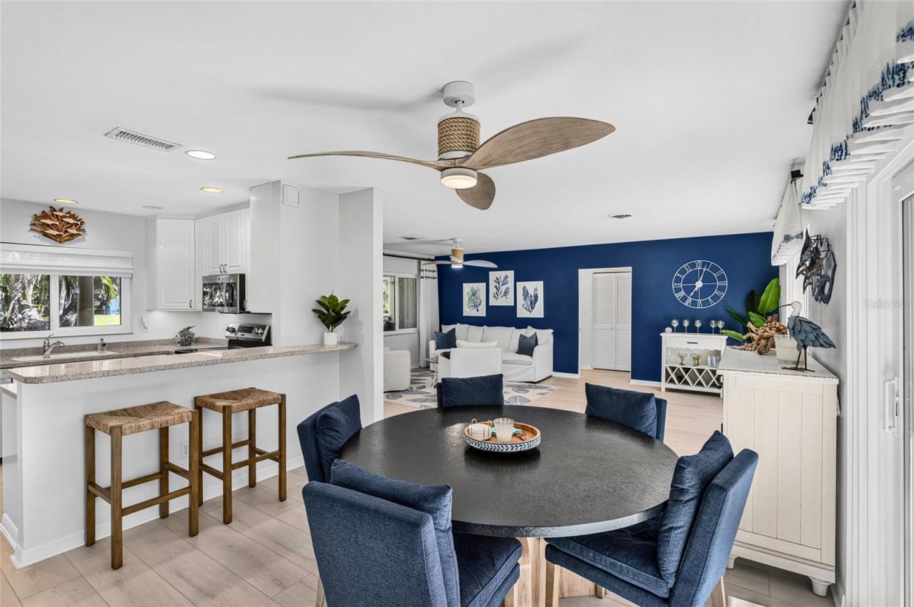 5376 Shadow Lawn Drive, Sarasota, FL 34242 Photo