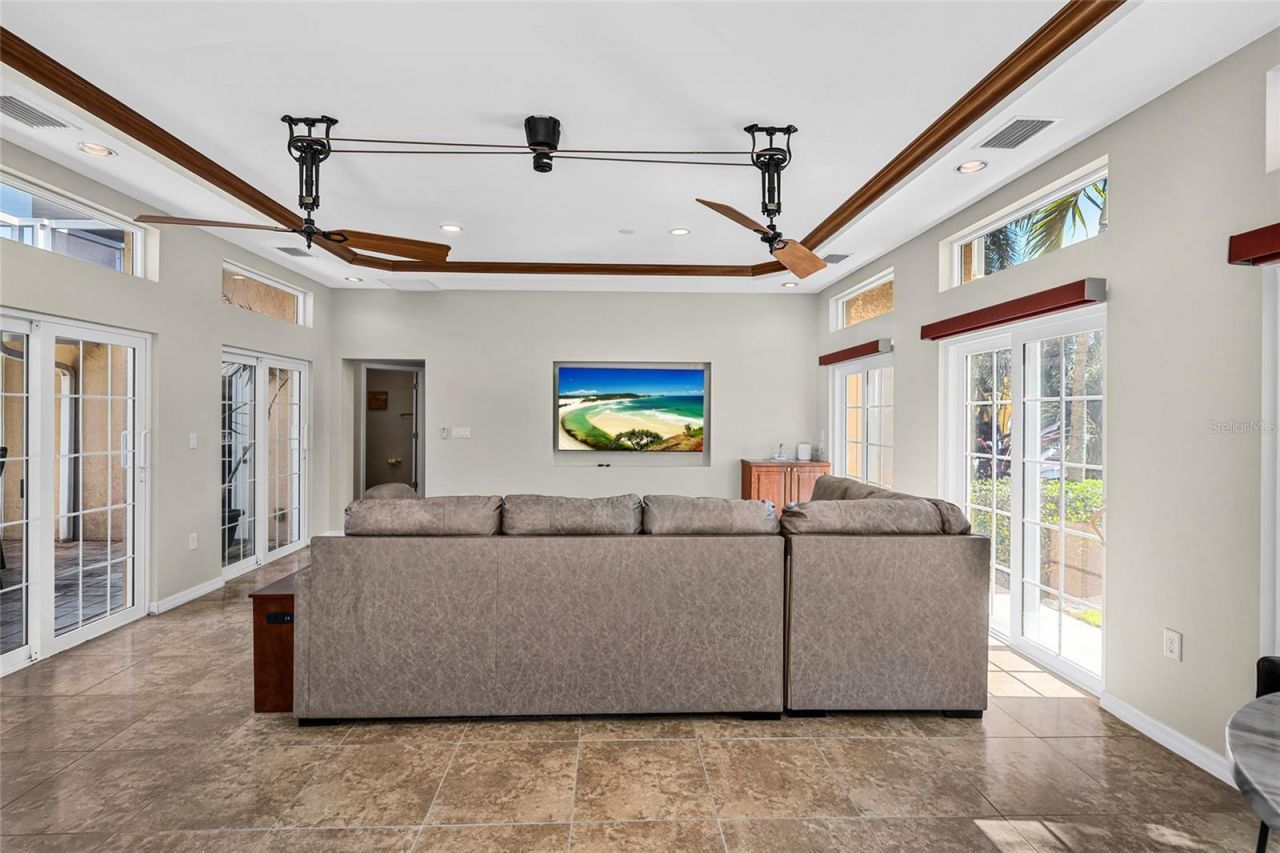 5376 Shadow Lawn Drive, Sarasota, FL 34242 Photo