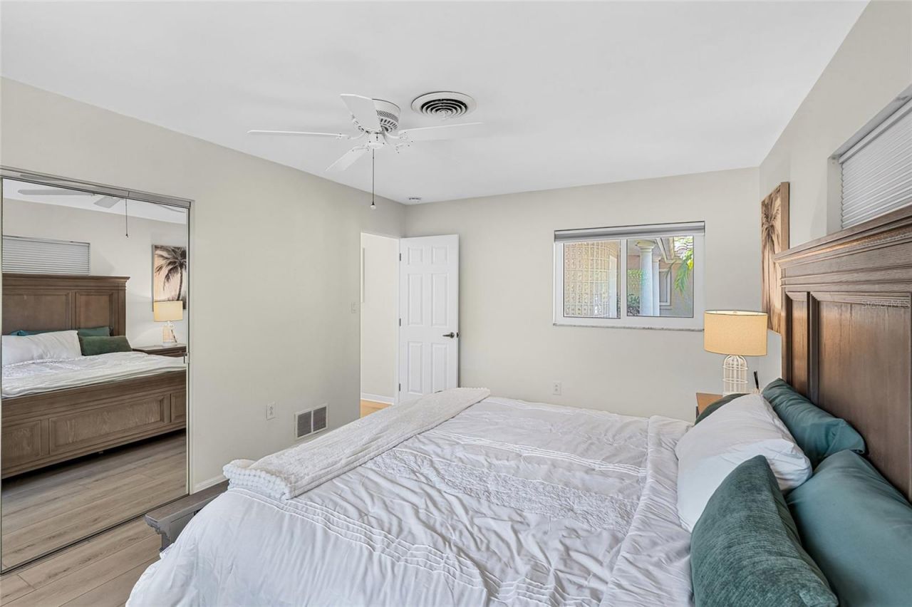 5376 Shadow Lawn Drive, Sarasota, FL 34242 Photo