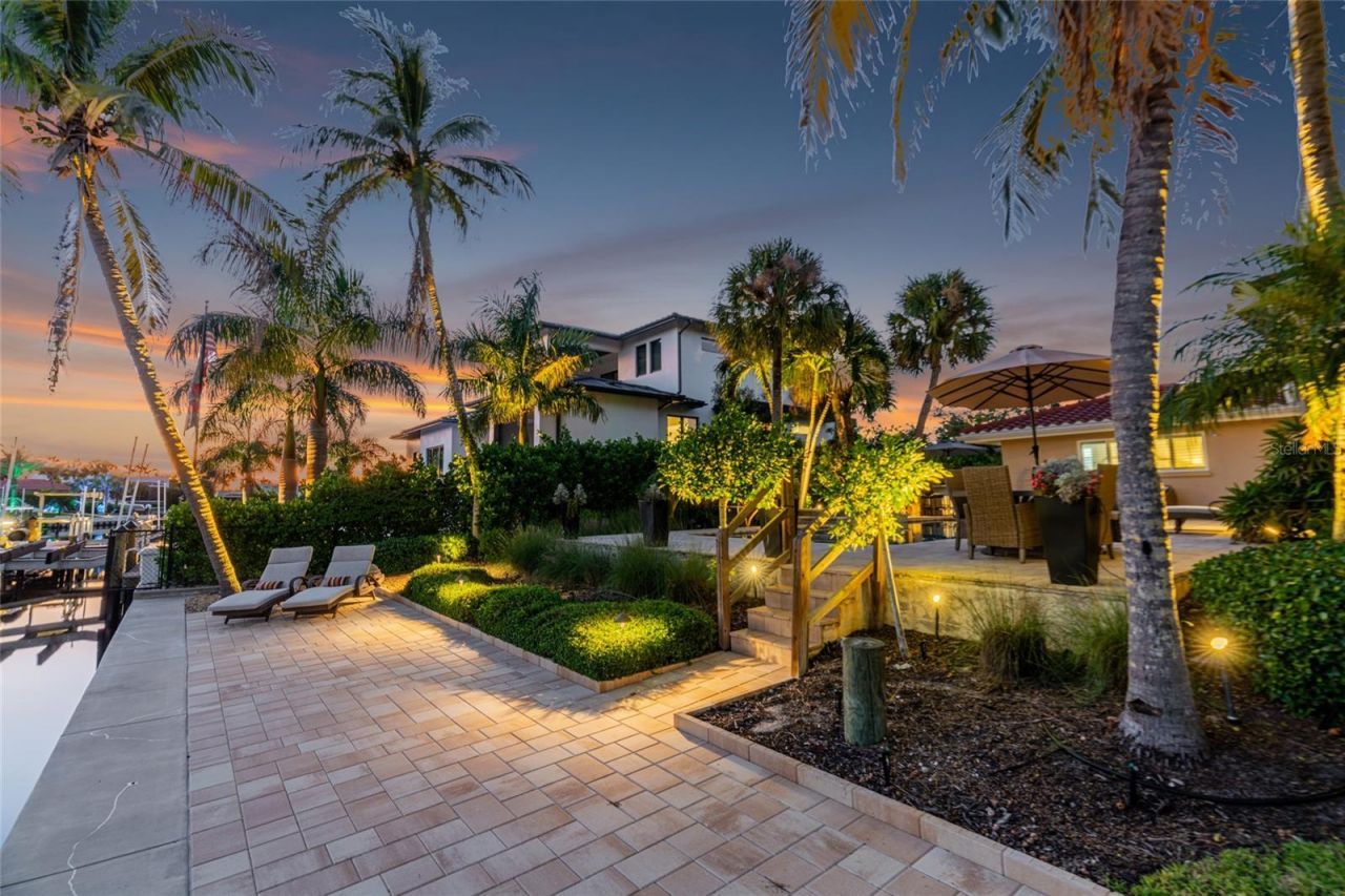 5376 Shadow Lawn Drive, Sarasota, FL 34242 Photo