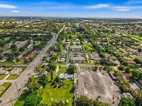 4812 Coconut Rd , Lake Worth, FL 33461