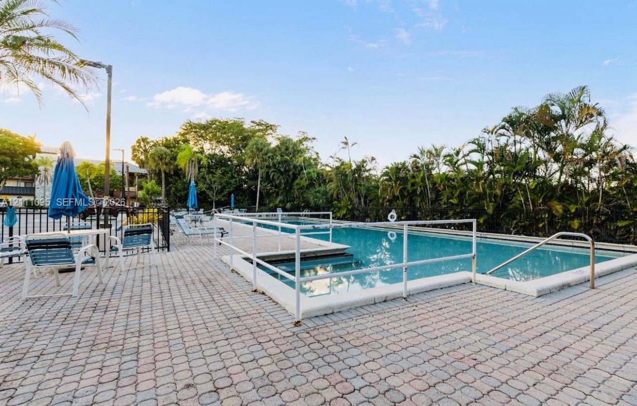 120 SW 96th Ter , Unit 104, Plantation, FL 33324 Photo