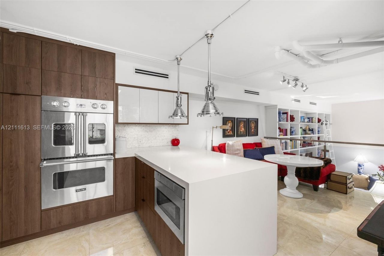 201 E Enid Dr , Unit 31, Key Biscayne, FL 33149 Photo