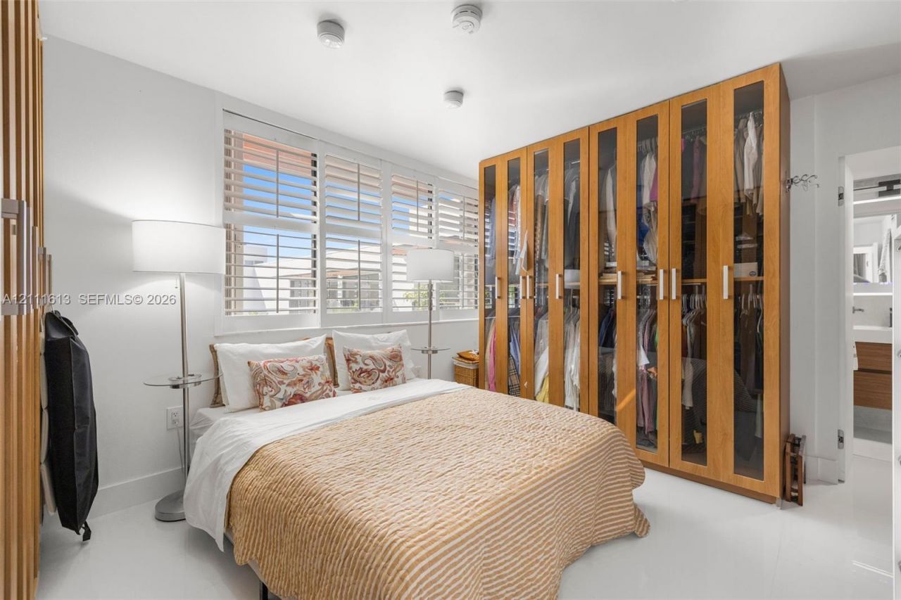 201 E Enid Dr , Unit 31, Key Biscayne, FL 33149 Photo