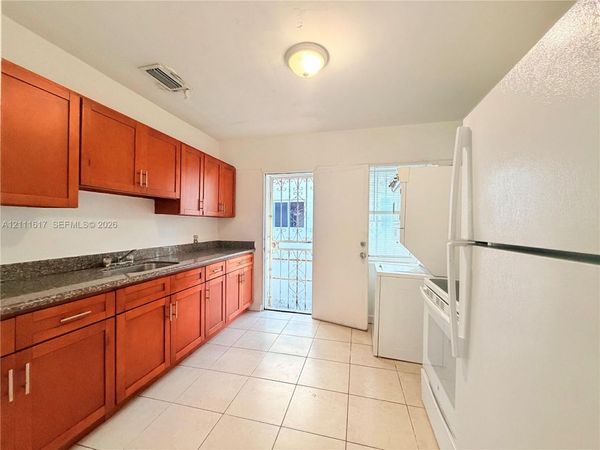 2410 NW 34th St , Unit 2, Miami, FL 33142
