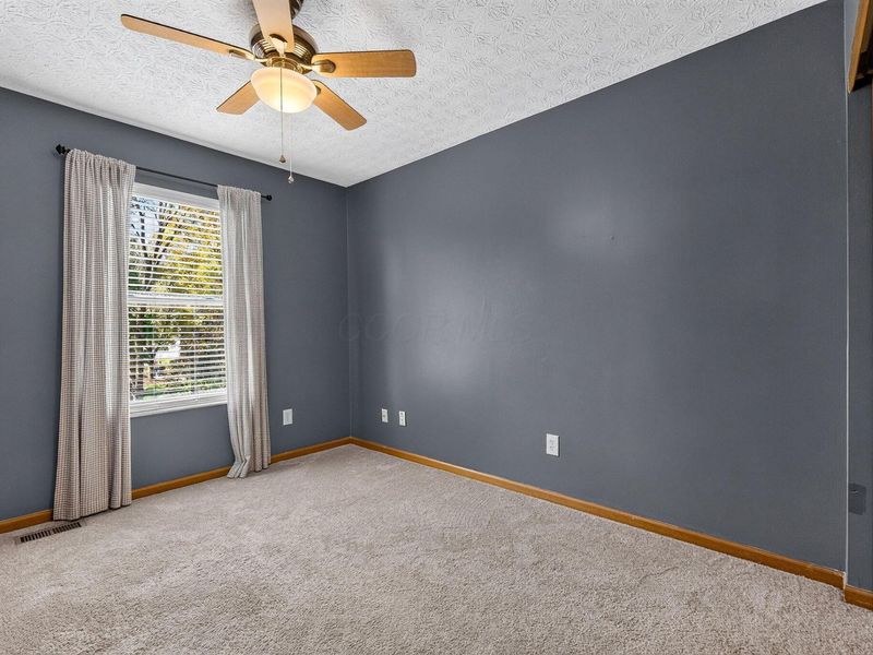1537 Weiskopf Drive, Columbus, OH 43228 Photo 33