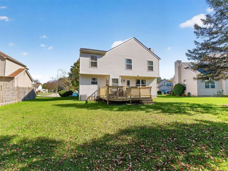 1537 Weiskopf Drive, Columbus, OH 43228 Photo 8