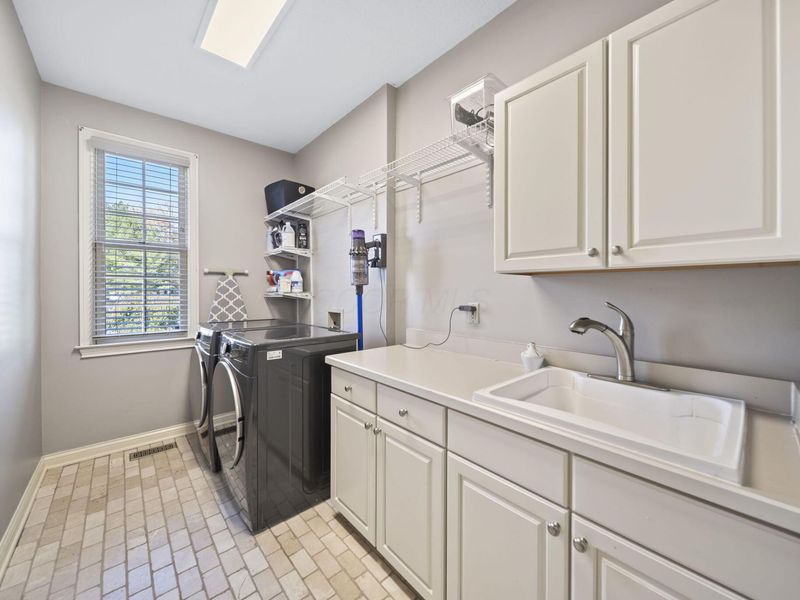 272 Crossing Creek N, Columbus, OH 43230 Photo 19