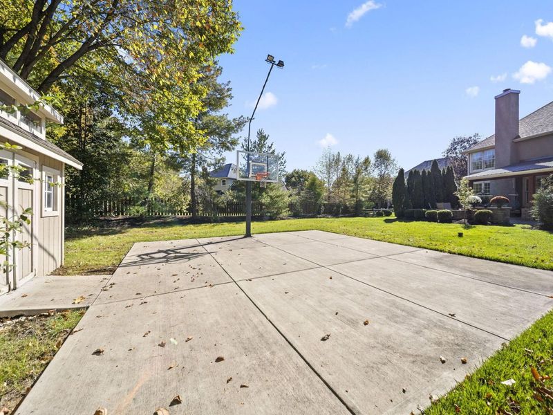 272 Crossing Creek N, Columbus, OH 43230 Photo 58