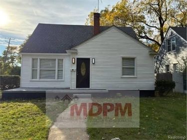 18901 Burgess , Detroit, Mi 48219