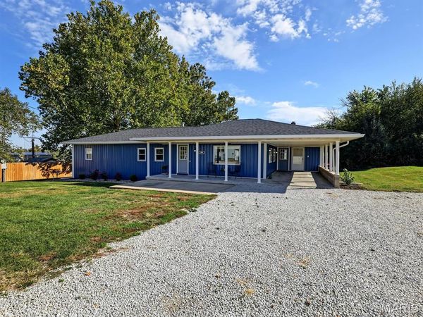 819 W Ross Street , Palmyra, MO 63461