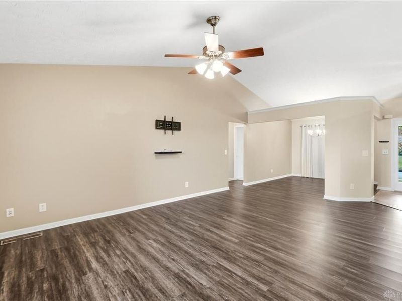 2367 Spyglass Court, Fairborn, OH 45324 Photo 11