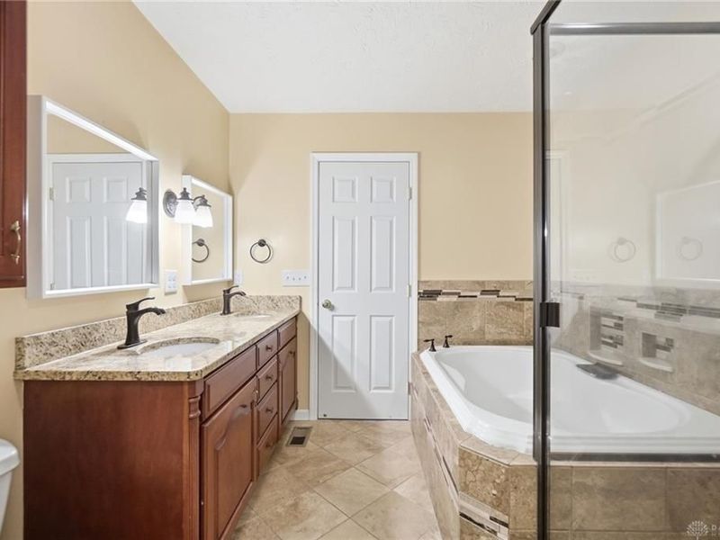 2367 Spyglass Court, Fairborn, OH 45324 Photo 31
