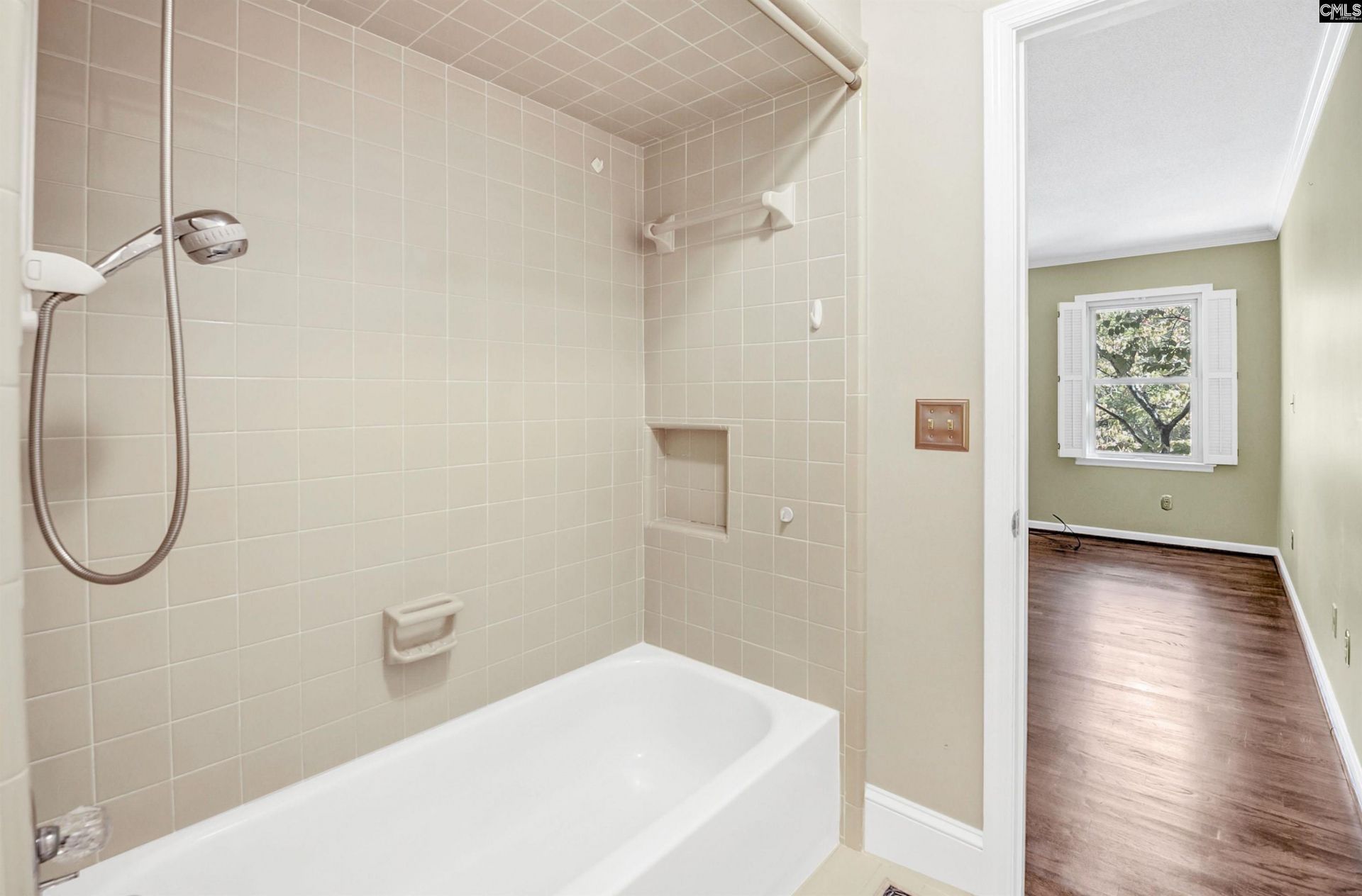 115 Walnut Court Photo 30