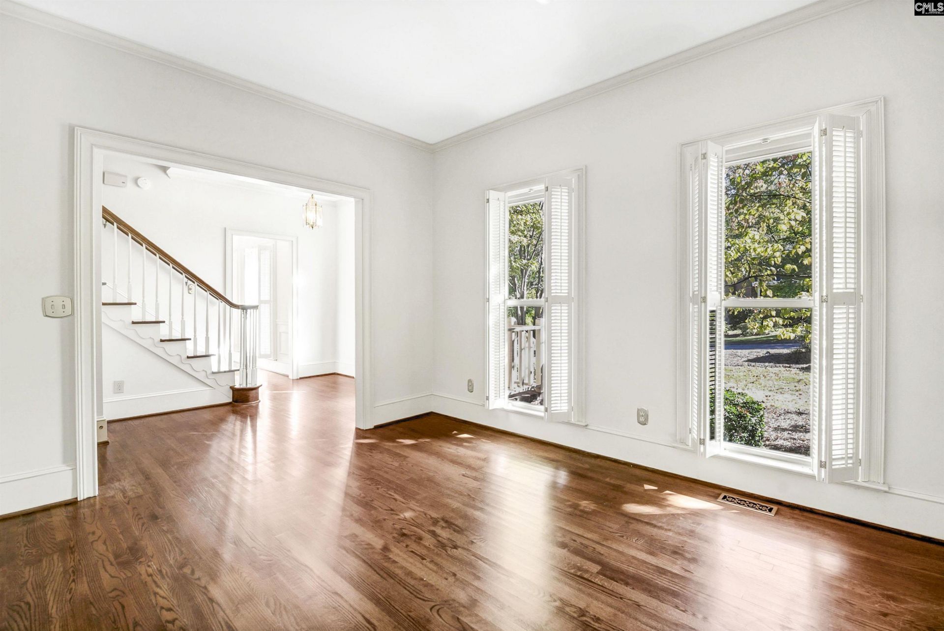 115 Walnut Court Photo 6