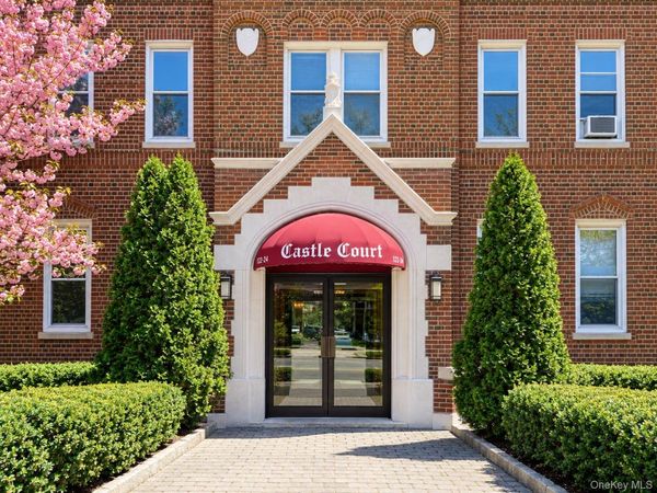 83-55 Lefferts Boulevard, Unit 6A, Kew Gardens, NY 11415