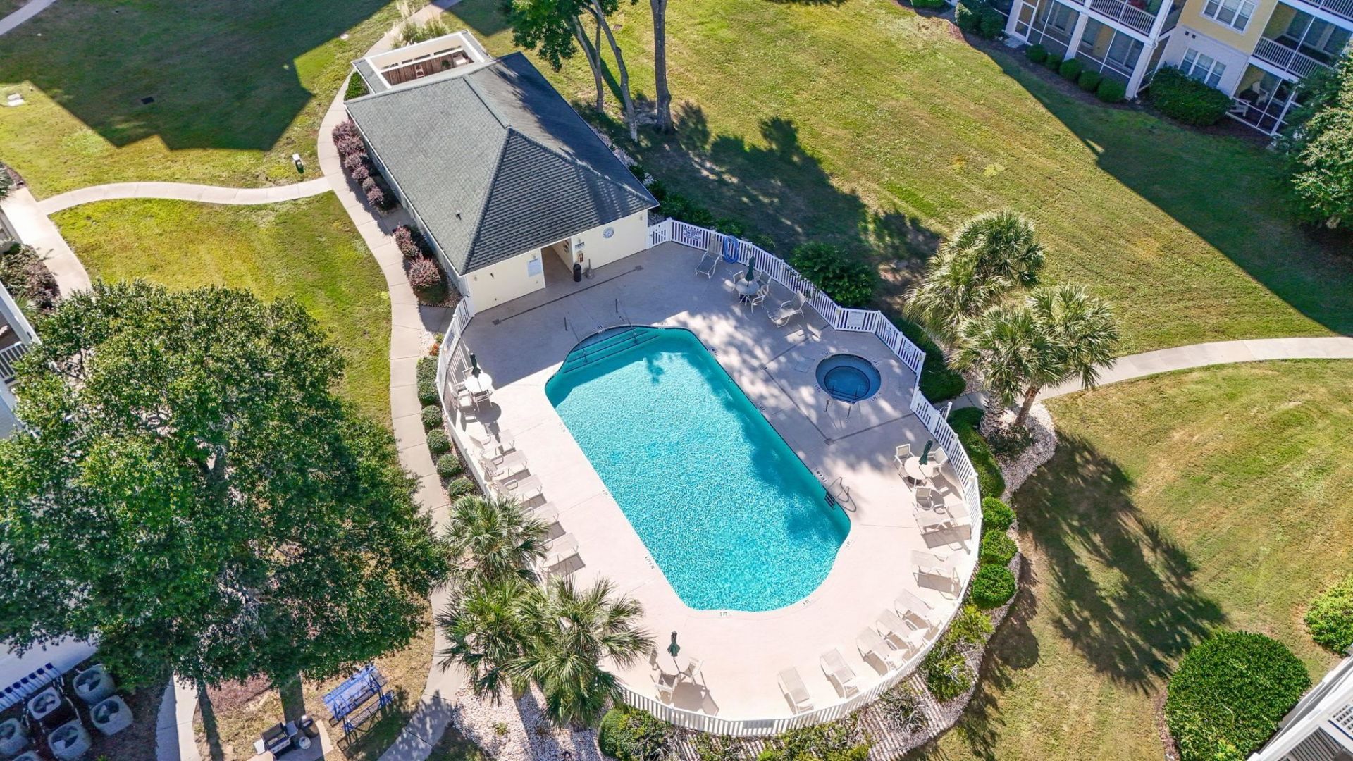 601 Hillside Dr. N  Photo 58