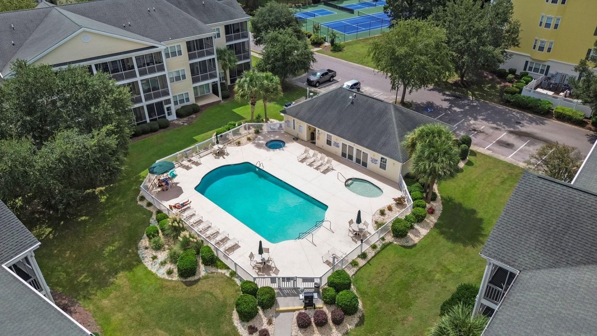 601 Hillside Dr. N  Photo 59