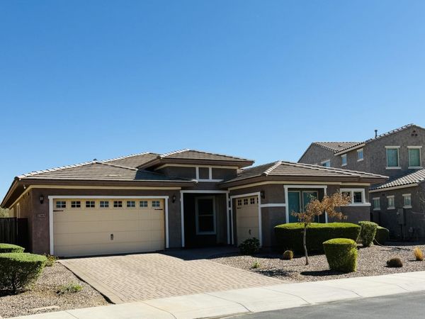 7365 S MARIN Drive, Gilbert, AZ 85298
