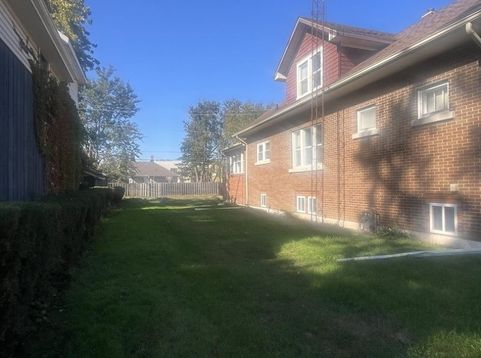 Main Photo