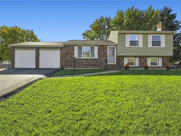 4938 Dahlia Circle, Liverpool, NY 13088