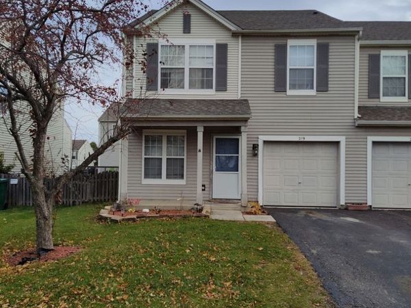 219 Charleston Avenue, Romeoville, IL 60446