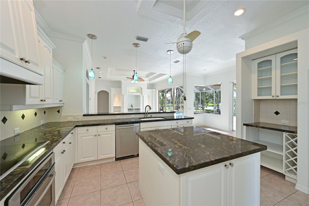6195 9th Avenue Circle Ne, Bradenton, FL 34212 Photo