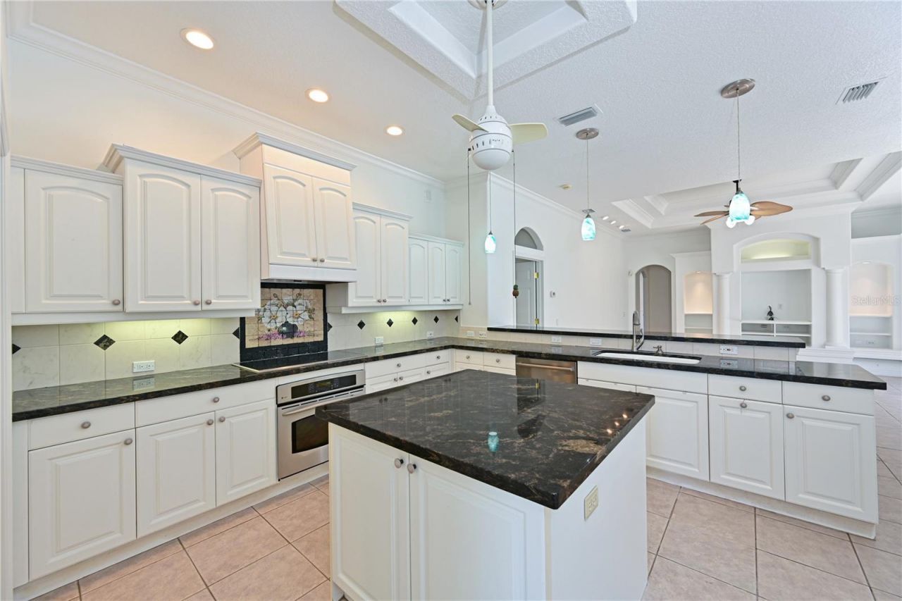 6195 9th Avenue Circle Ne, Bradenton, FL 34212 Photo