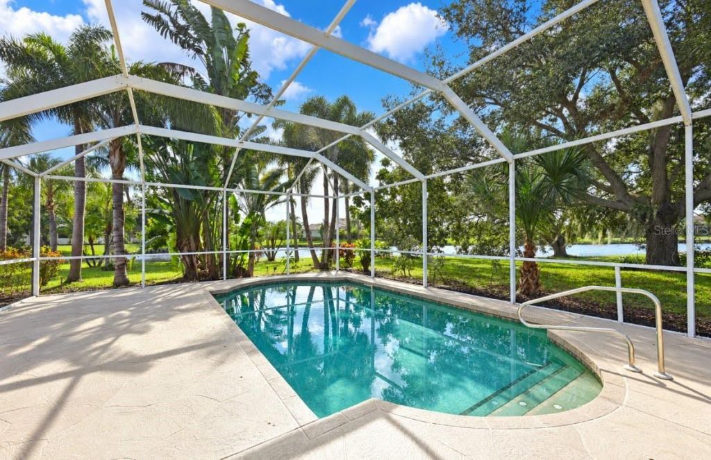 6195 9th Avenue Circle Ne, Bradenton, FL 34212 Photo