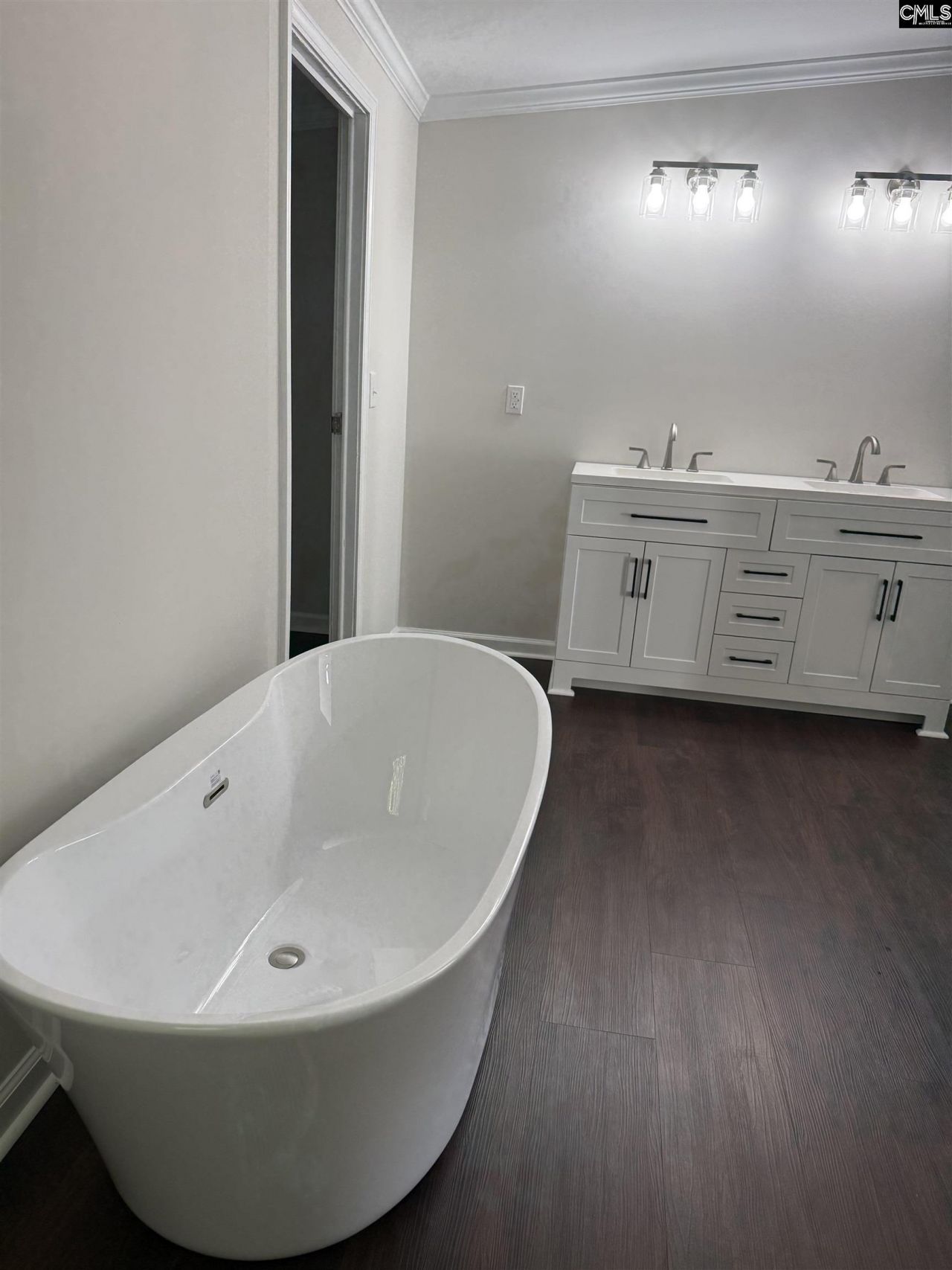 4815 Solstice Drive Photo 4