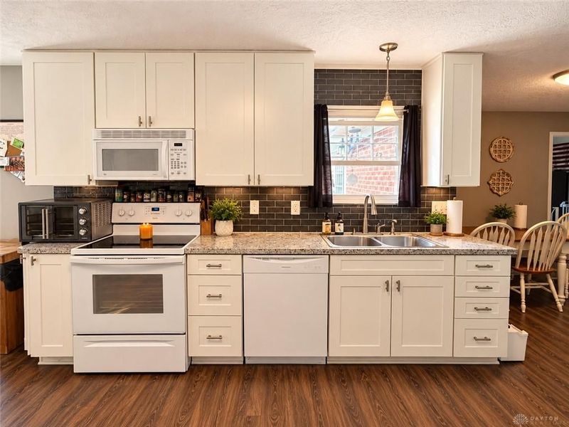 215 Miller Avenue, Eaton, OH 45320 Photo 7