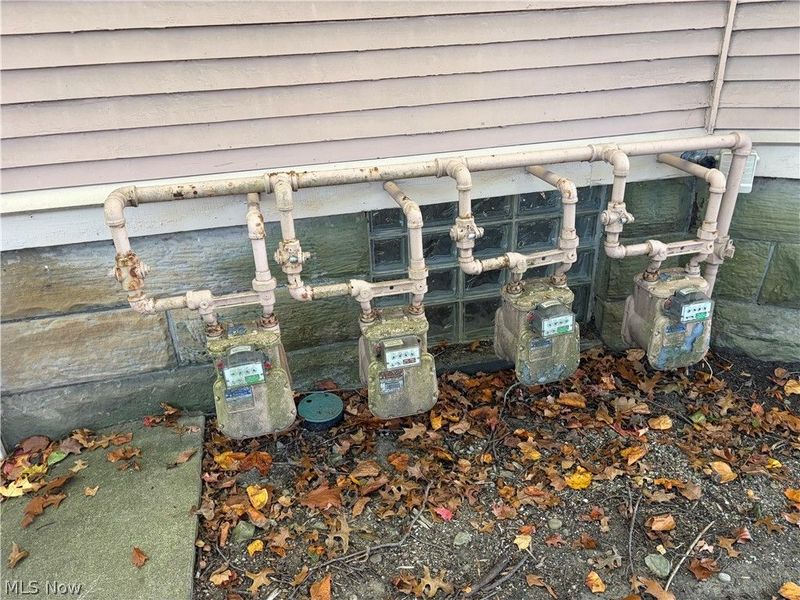 631 W Exchange Street, Akron, OH 44302 Photo 25