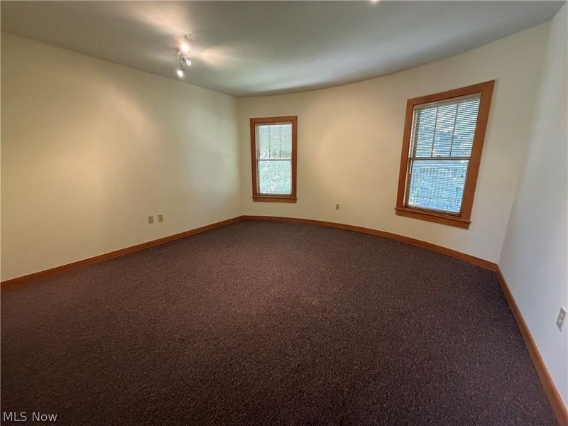 631 W Exchange Street, Akron, OH 44302 Photo 7