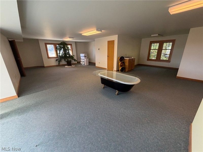 631 W Exchange Street, Akron, OH 44302 Photo 16