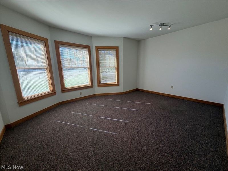 631 W Exchange Street, Akron, OH 44302 Photo 4