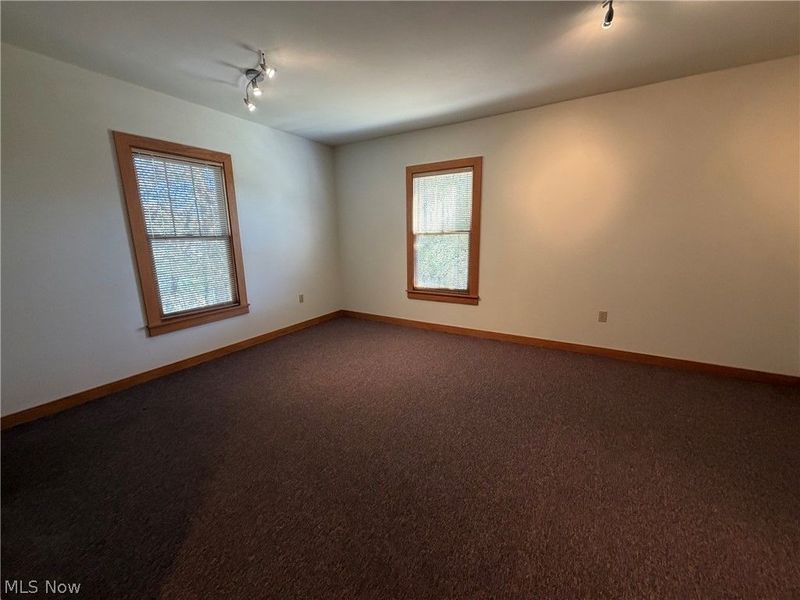 631 W Exchange Street, Akron, OH 44302 Photo 6