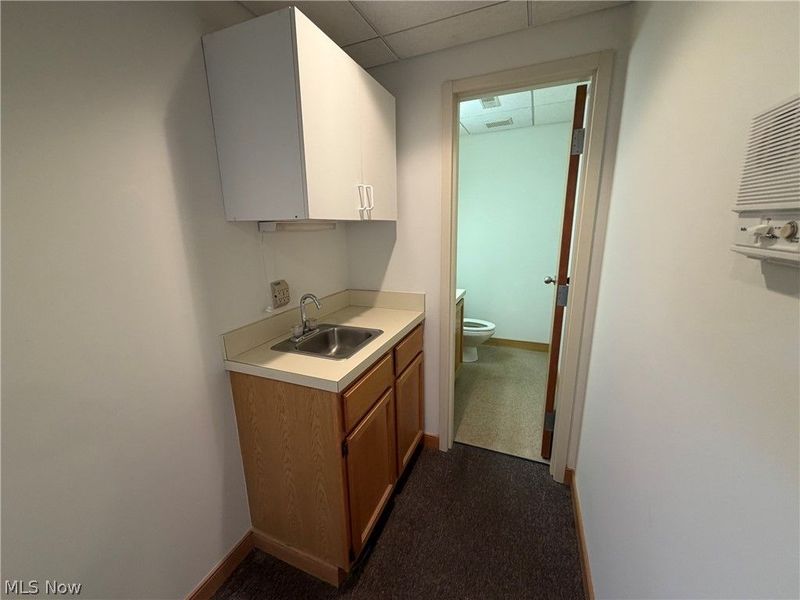 631 W Exchange Street, Akron, OH 44302 Photo 9