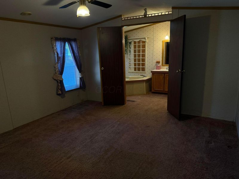 5 Spring Lake Court, Delaware, OH 43015 Photo 10