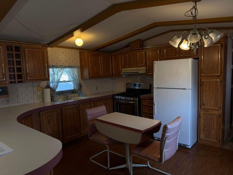5 Spring Lake Court, Delaware, OH 43015 Photo 4