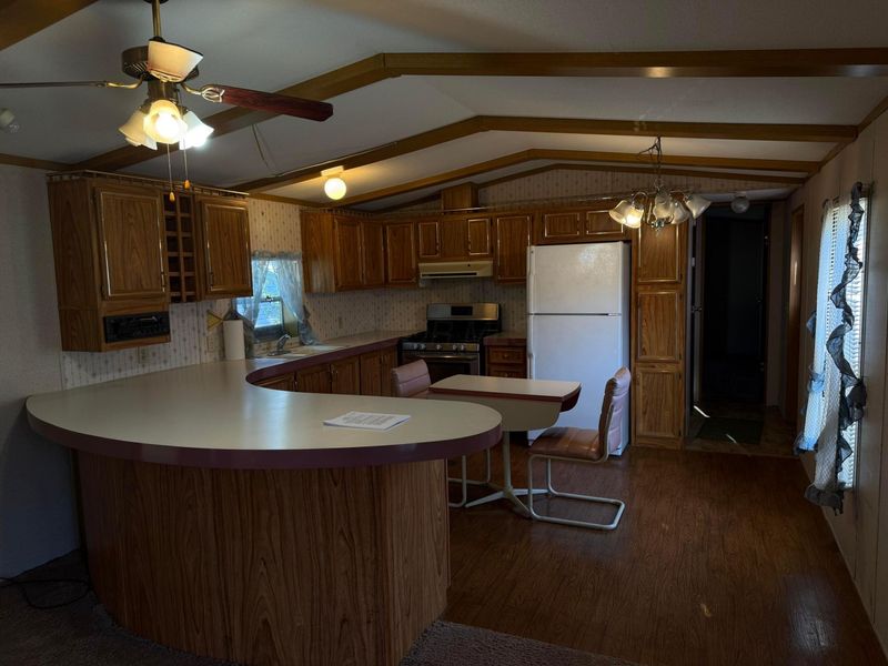 5 Spring Lake Court, Delaware, OH 43015 Photo 6